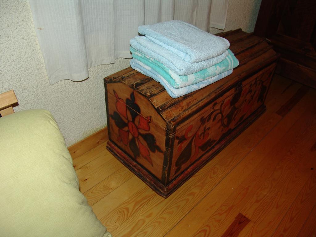 Casas De Zapatierno Guest House Espierba Cameră foto
